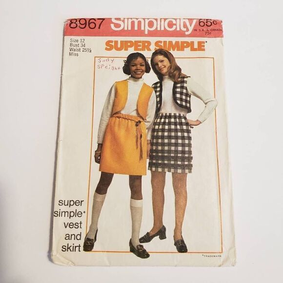 Vintage Simplicity Sewing Pattern  - Picture 1 of 3
